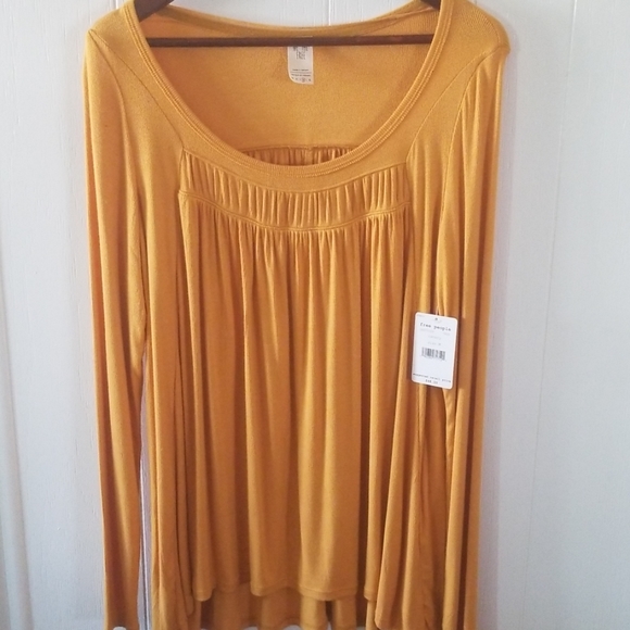 Free People - Picture 2 of 5